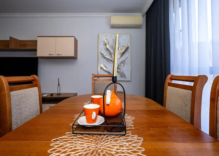 Family Panovi Free 2 Parking Spaces