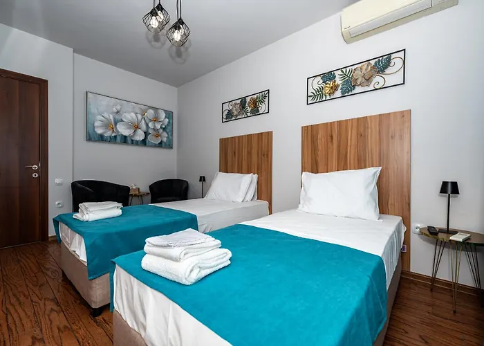 Family Panovi Free 2 Parking Spaces *