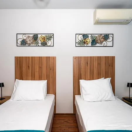 Family Panovi Free 2 Parking Spaces Apartment