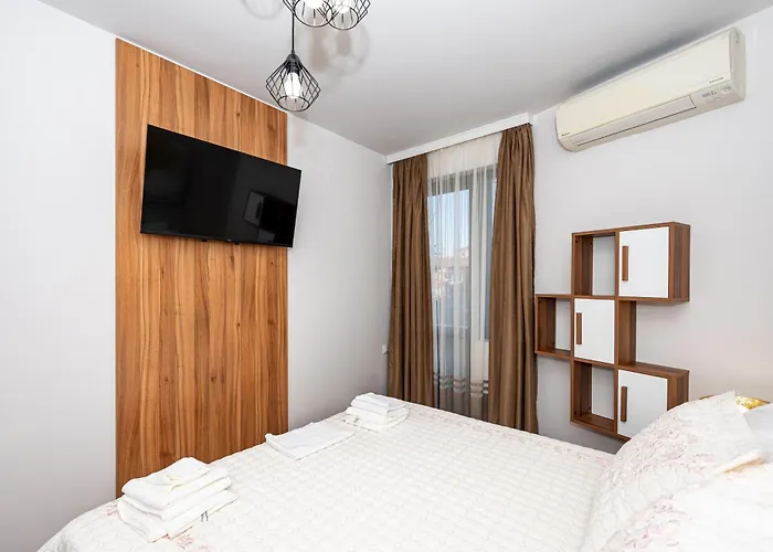 Family Panovi Free 2 Parking Spaces * Plovdiv